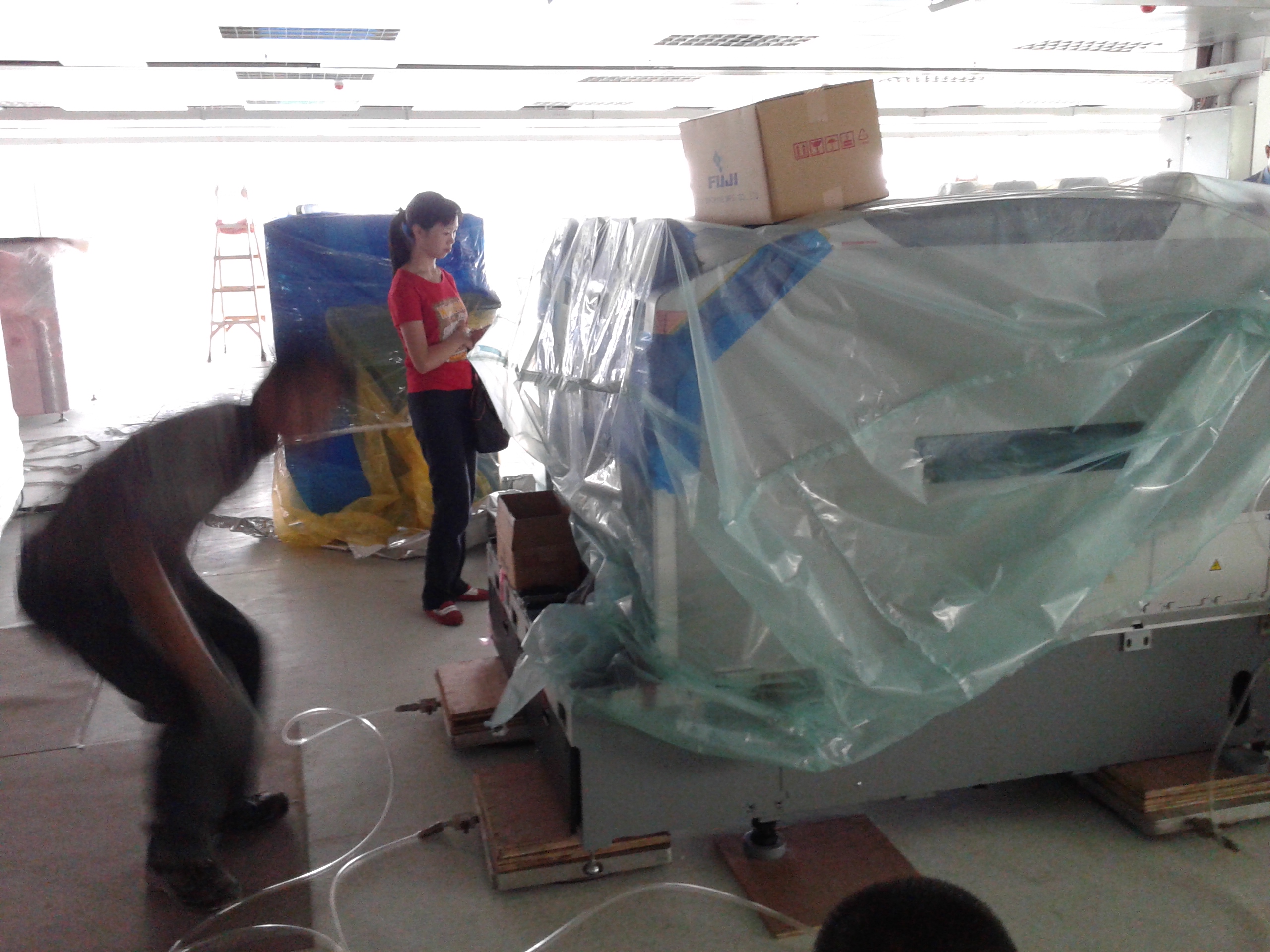 Machine Positioning with Air Pump in Epoxy Floor 2